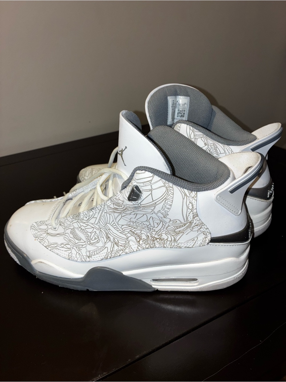 Nike Jordan Men White and Gray Graphic High-Top Sneaker